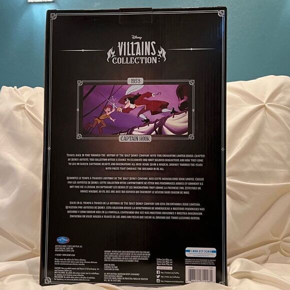 Disney Exclusive Villains Collection Captain Hook 13” Peter Pan Collectible NIB - Picture 7 of 7